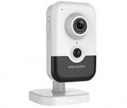 2МП IP Hikvision з PIR датчиком DS-2CD2421G0-I (2.8мм)