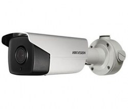 4МП IP відеокамера Hikvision c детектором осіб і Smart функціями DS-2CD4B45G0-IZS